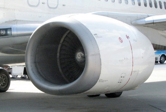 737_CFM56_engine