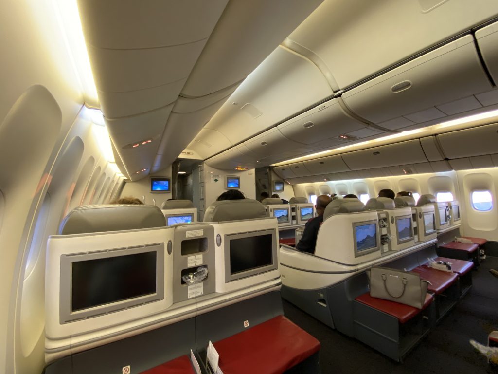 intérieur, Cabine d’avion, plafond, meubles, avion, train