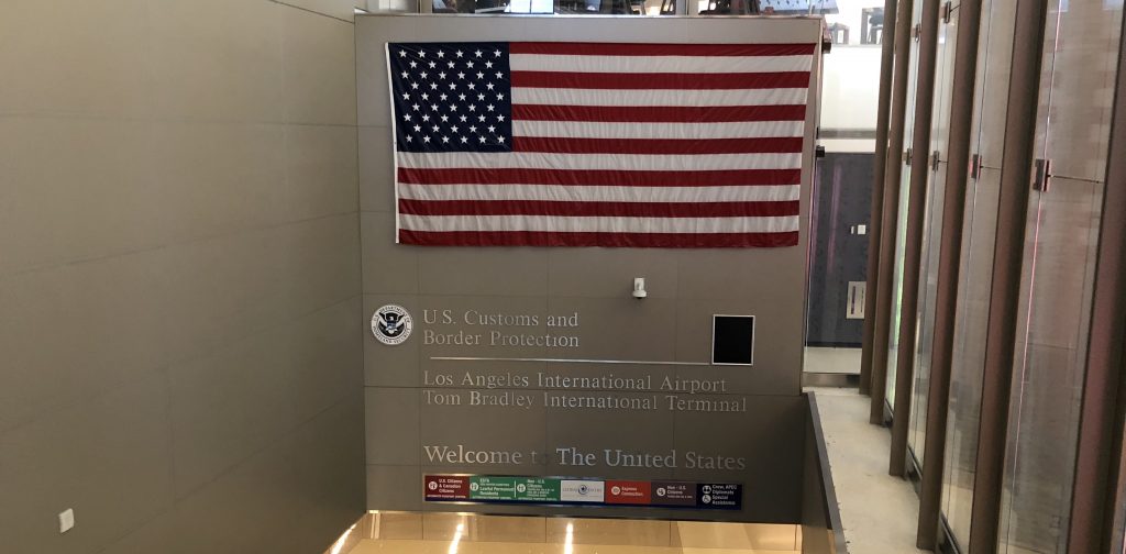 Drapeau des États-Unis, texte, mur, intérieur, drapeau