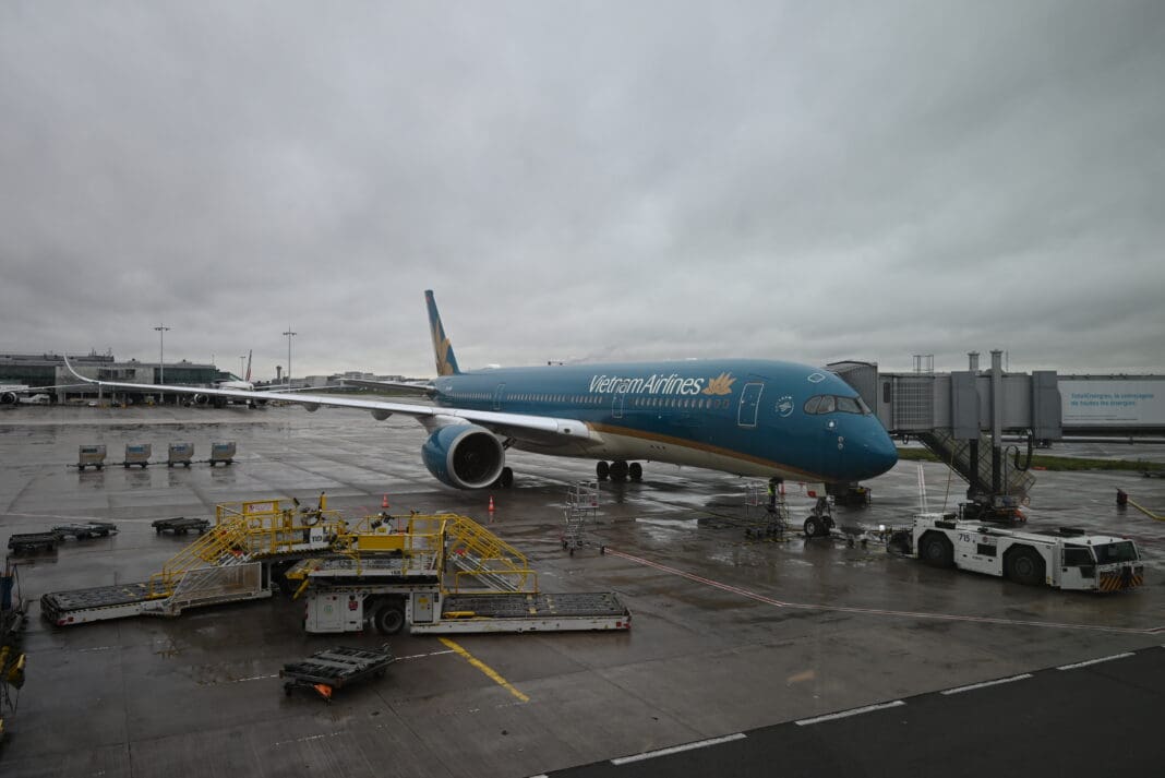 Vietnam Airlines