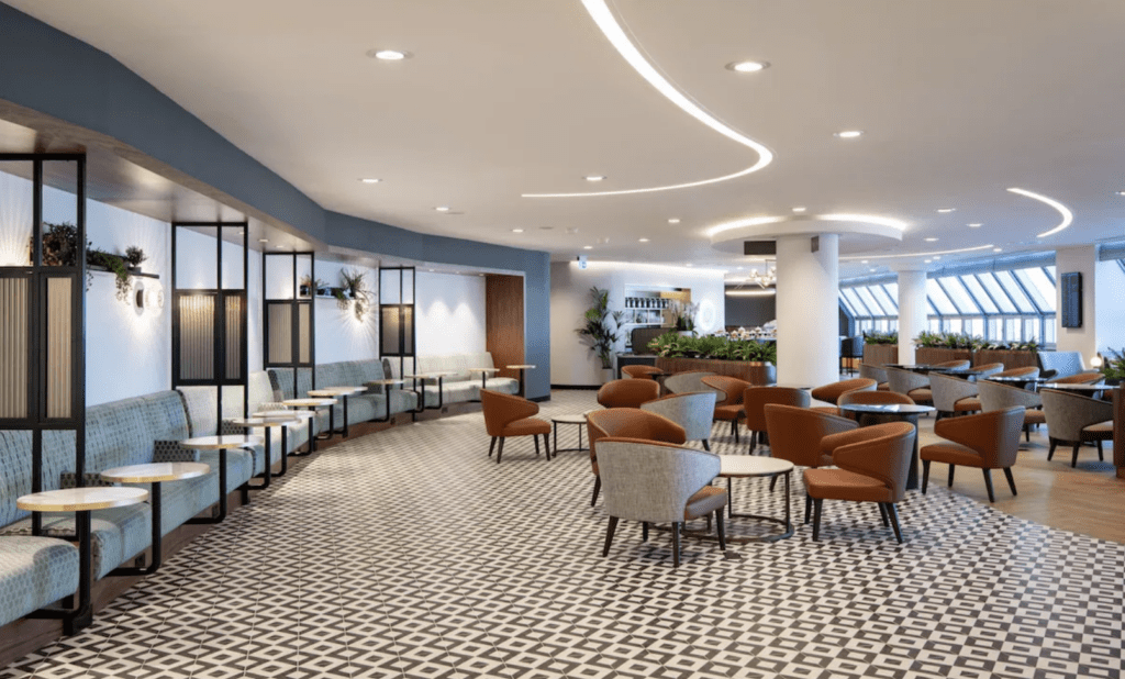sol, intérieur, plafond, meubles, décoration d’intérieur, table, mur, lobby, Revêtement de sol, table basse, hôtel, Plafonnier, Table de cuisine et de salle à manger, Canapé-lit, hall, Salle d’attente, chaise, grand, pièce