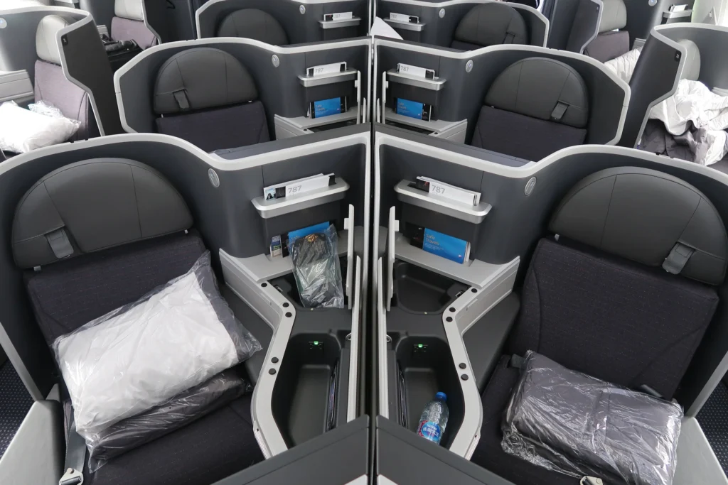 véhicule, voiture, chaise, American Airlines