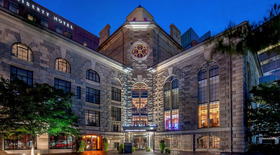 plein air, ciel, arbre, Usage mixte, bâtiment, fenêtre, façade, immeuble gouvernemental, plante, tour, architecture, nuit, grand, hall, rue, léger, ville