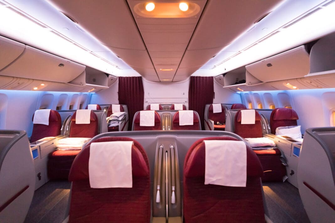 intérieur, plafond, Cabine d’avion, meubles, mur, avion, Qatar Airways