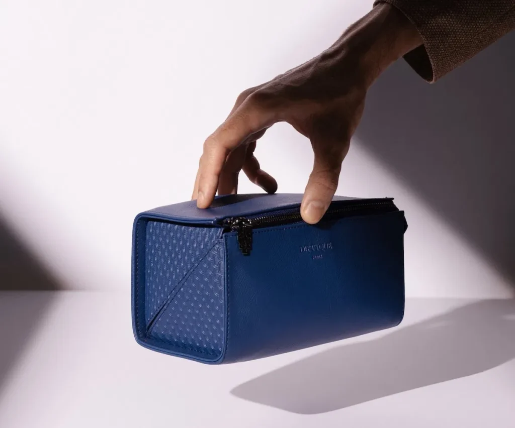 accessoire, étui, Accessoire de mode, personne, sac, intérieur, Qatar Airways